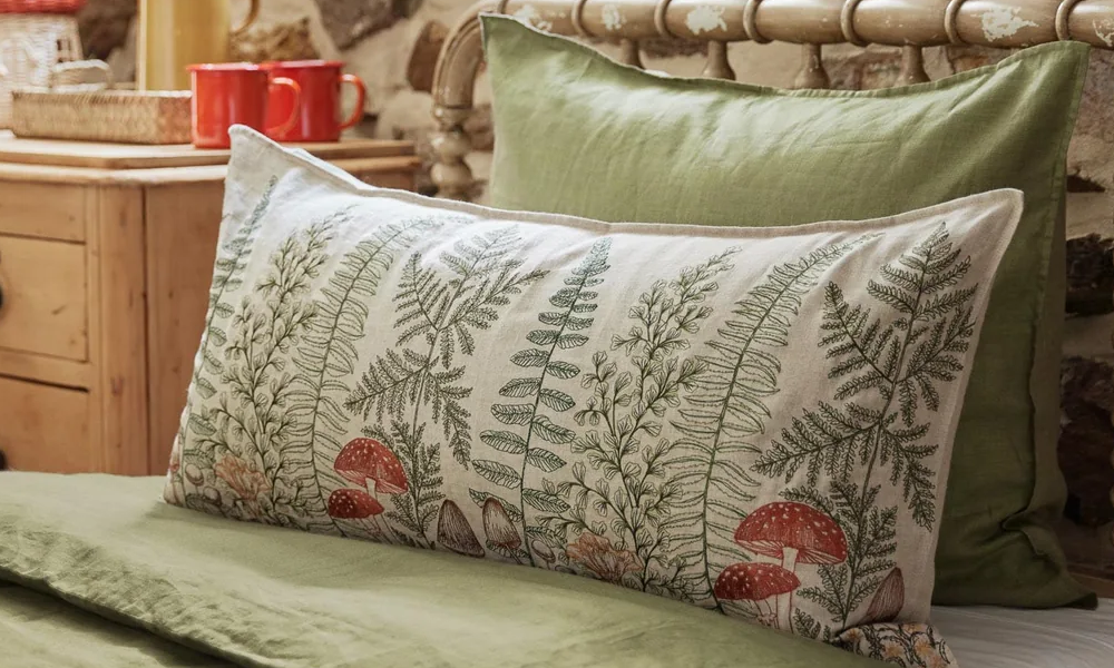 coral&tusk キルトクッション Hikers Pillow | Coral & Tusk