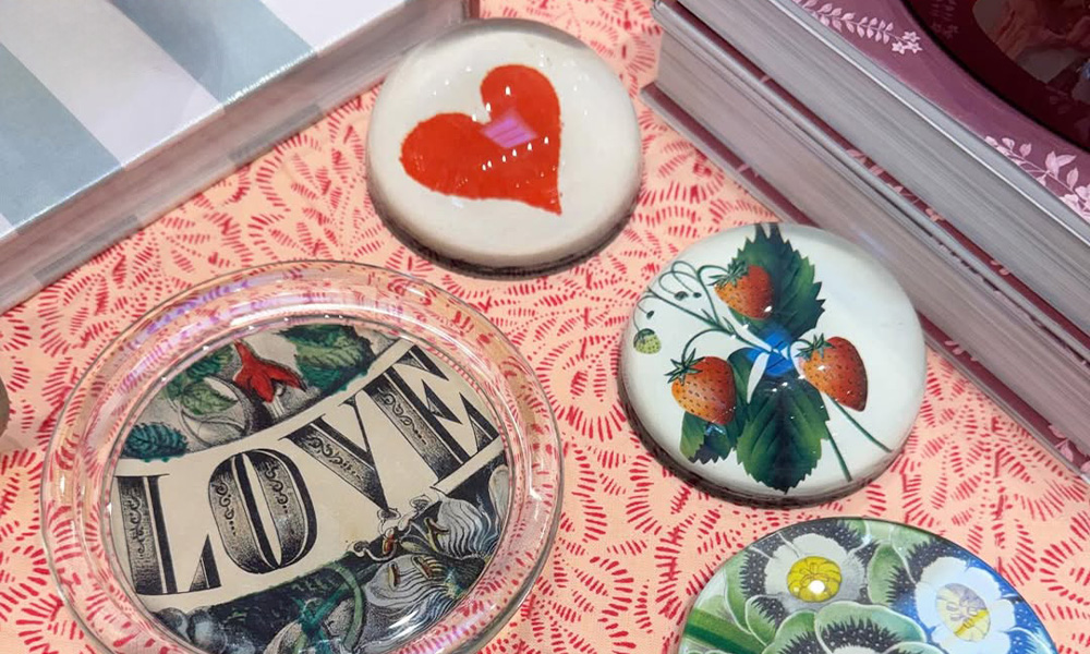 Decoupage