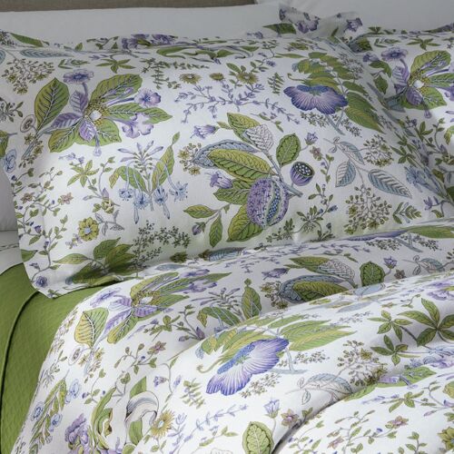 Matouk Pomegranate Lilac Linen Bed Collection