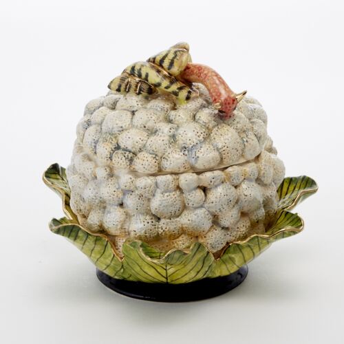 Ardmore Ceramic Box Snail