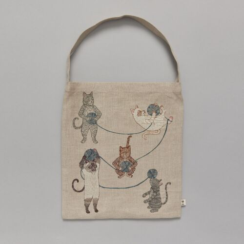 Coral & Tusk Tote Playful Cats