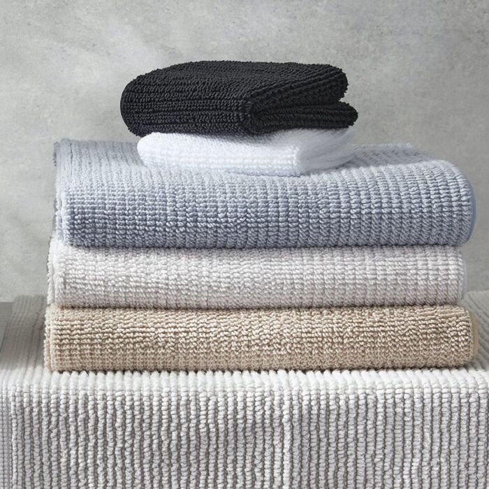 Bloomingdales matouk towels best sale