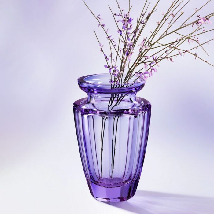 Hand cut vase Four seasons with swan engraving from Moser.