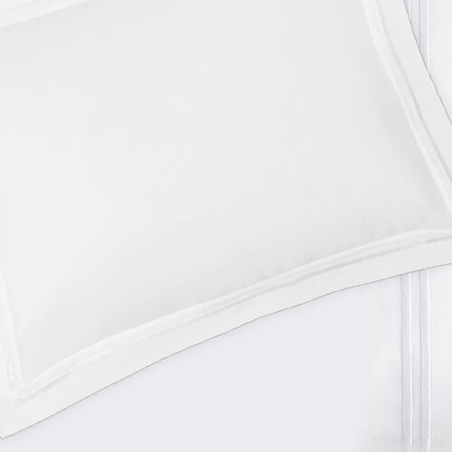 Matouk Essex White Bed Collection