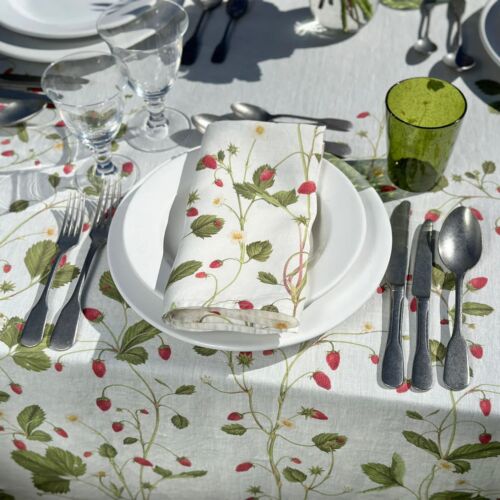  Summerill & Bishop Fraises des Bois Table Collection
