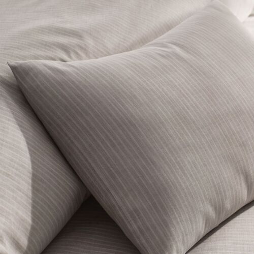 Matouk Lorenzo Sandalwood Bed Collection