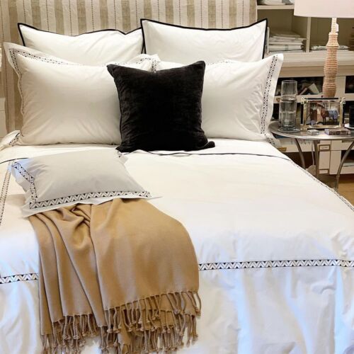 Matouk Prado Onyx Bed Collection