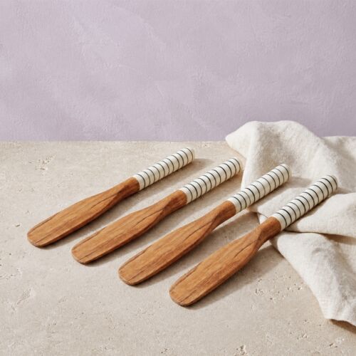 Artisan Olive Wood & Bone Spreader Set/4