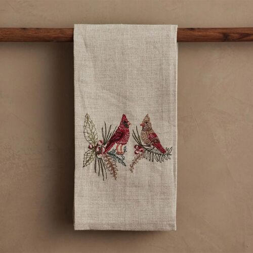 Coral & Tusk Towel Christmas Cardinals