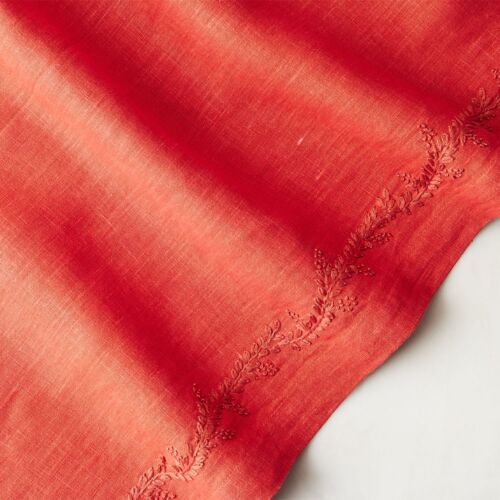 Henry Handwork Tablecloth Prism Vine Brick 70x108"