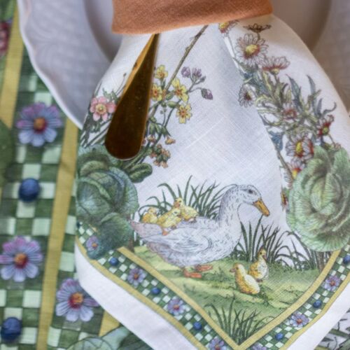   Italian Bunny Garden Napkin Set/4