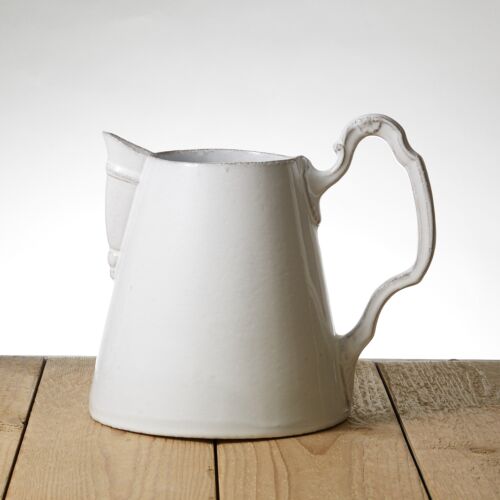 Louis XV Pitcher, Medium