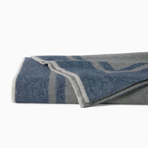 Sferra Viletta Navy & Lunar Throw