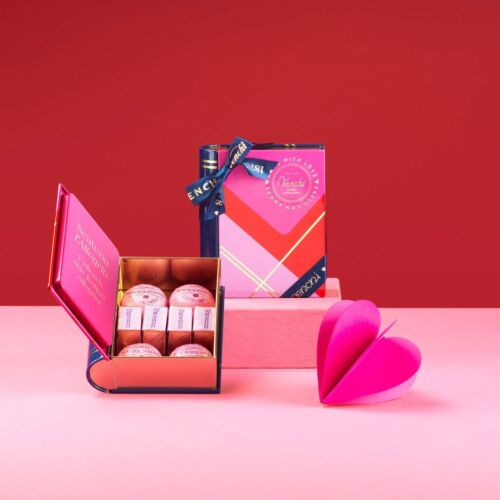 Venchi Mother's Day Mini Book