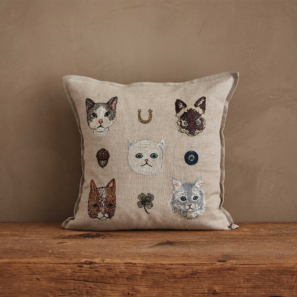 M　CORAL&TUSK institcs Thistle Pillow | Coral & Tusk