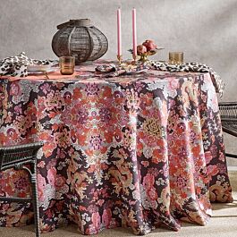 matouk_chocolate_persimmon_tbl